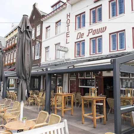 Hotel En Grand Cafe De Pauw-2